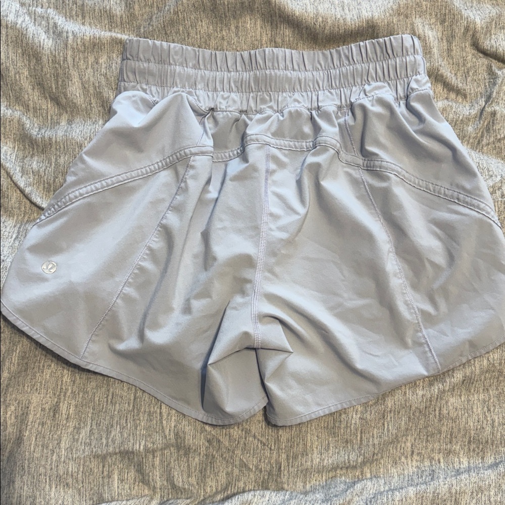 Lululemon Track That Shorts 5” Lavender Purple | Size 6 - Picture 3 of 5